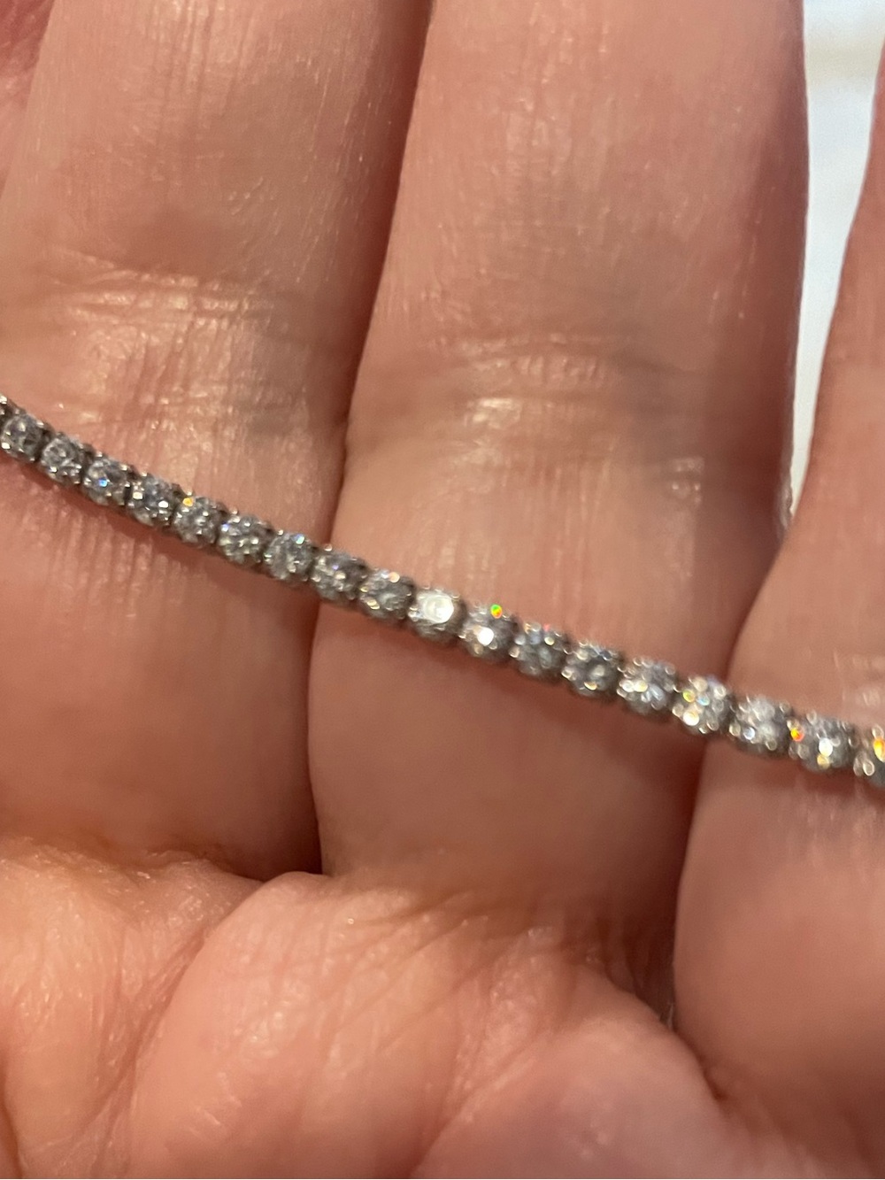 Pretty Crystal Dainty Tennis Bracelets Women Jewelry 7.5 in & 8 in - Picture 4 of 9